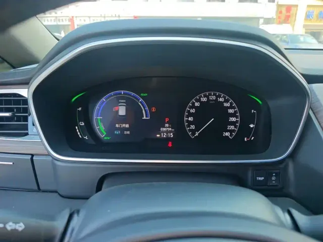 Honda Odyssey — Фото автомобиля 11