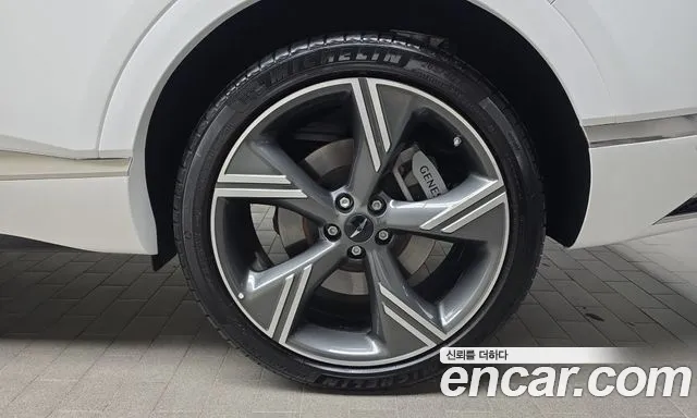 Genesis GV80 — Фото автомобиля 6