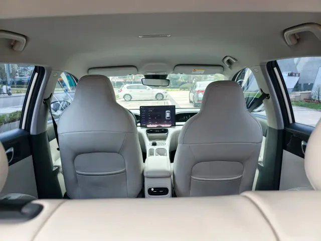 Geely Starry Wish — Фото автомобиля 13