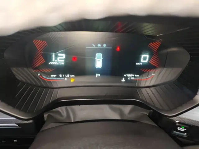 Wuling Asta — Фото автомобиля 11