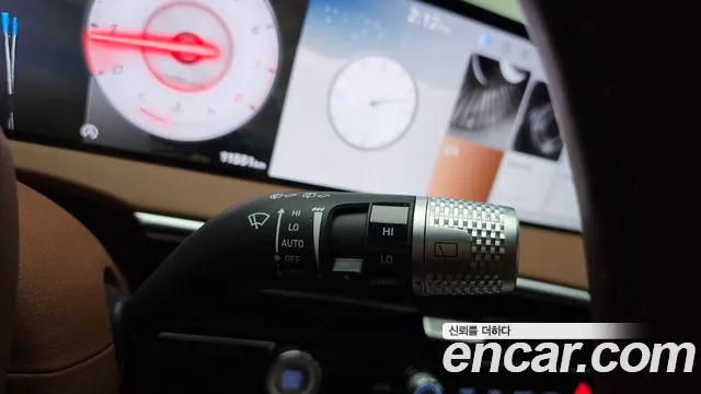 Genesis GV70 2.5T Бензин AWD — Фото автомобиля 23