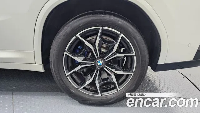 BMW X4 xDrive20i M Sport — Фото автомобиля 19
