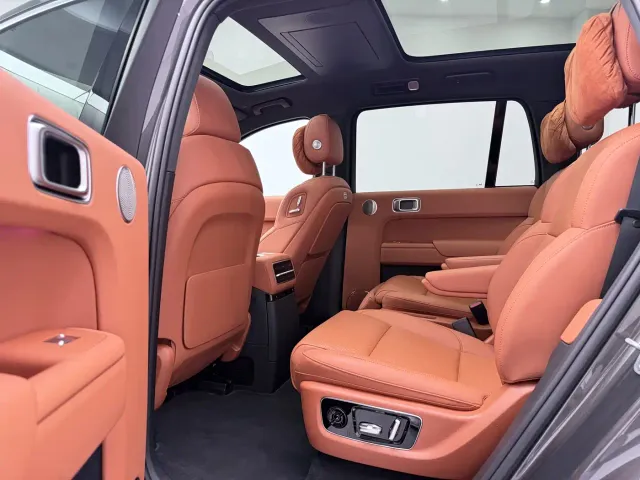 Li Auto L9 — Фото автомобиля 23