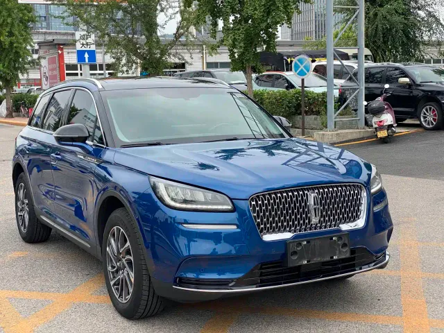 Lincoln Corsair — Фото автомобиля 5