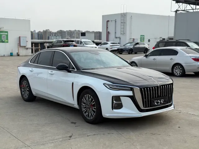Hongqi H5 — Фото автомобиля 3