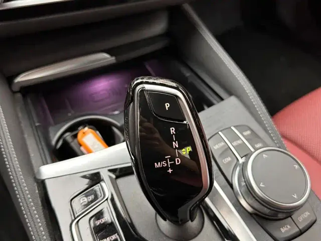 BMW 5 Series — Фото автомобиля 15