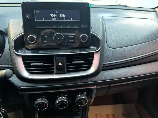 Toyota YARiS L Zhi Xiang — Фото автомобиля 16
