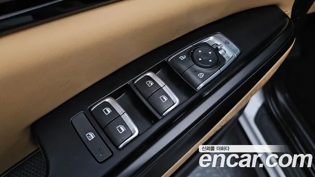 Kia Carnival 4th Gen — Фото автомобиля 30