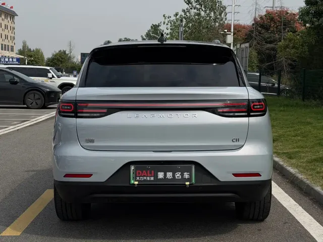Leapmotor C11 — Фото автомобиля 5