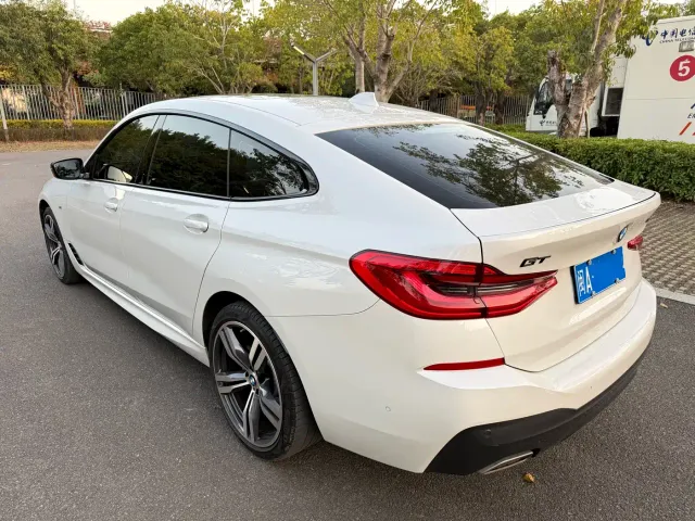 BMW 6 Series Gran Turismo — Фото автомобиля 5