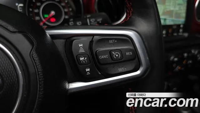 Jeep Wrangler JL — Фото автомобиля 16