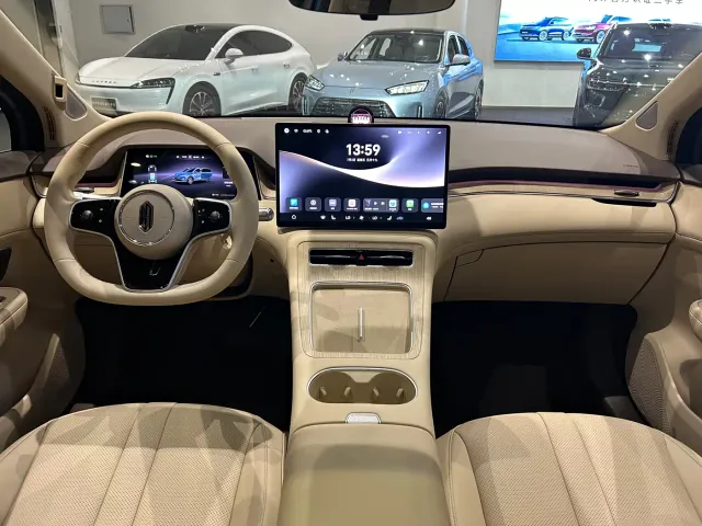 Shangjie SUV — Фото автомобиля 9