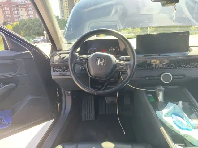 Honda Accord — Фото автомобиля 11