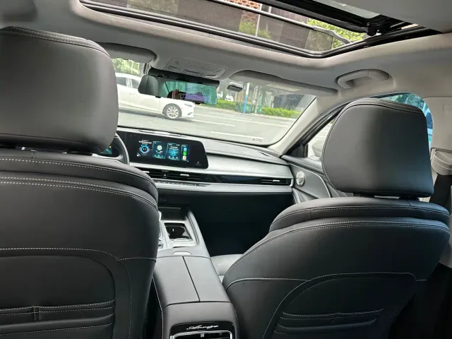 Chery Arrizo 8 — Фото автомобиля 7