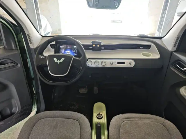 Wuling Hongguang Mini EV — Фото автомобиля 9