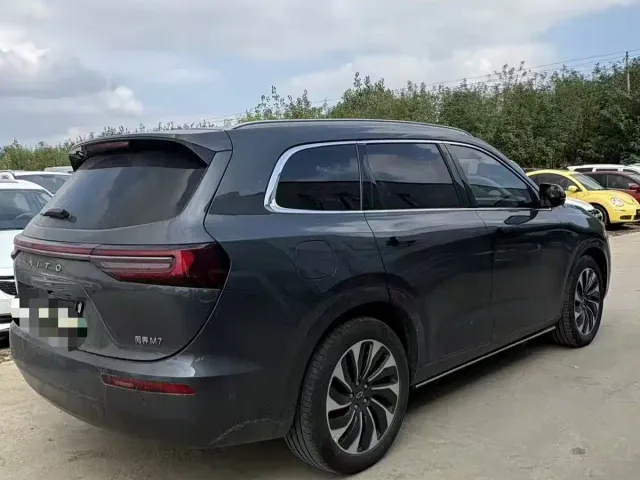 Aito M7 — Фото автомобиля 4