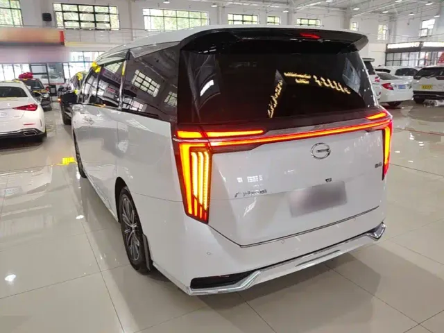 GAC Trumpchi M8 — Фото автомобиля 4