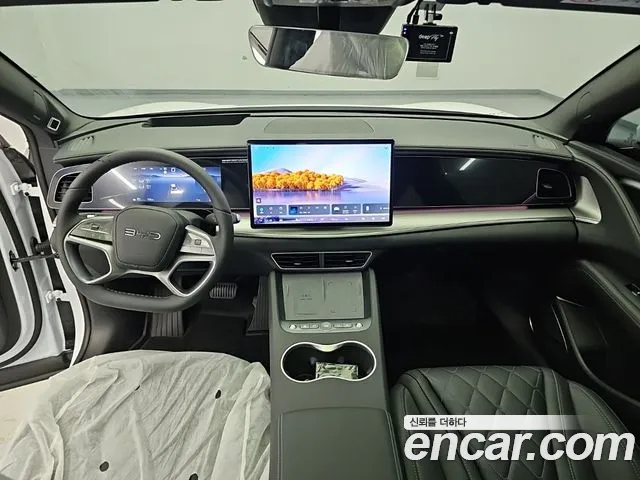 BYD Sealion 7 — Фото автомобиля 7