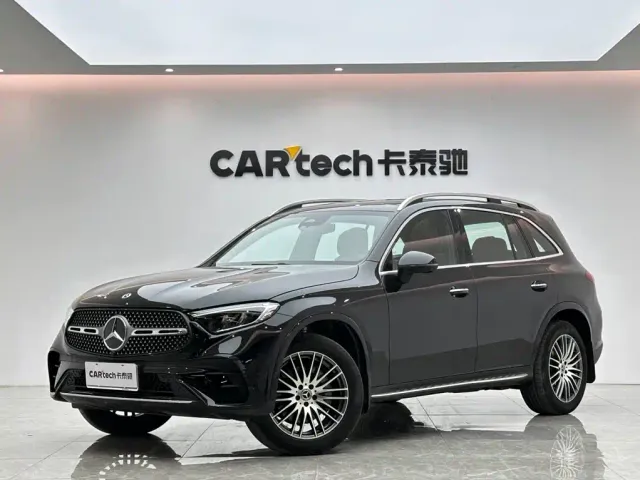 Фотография автомобиля — Mercedes-Benz GLC-Class