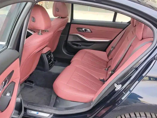 BMW 3 Series — Фото автомобиля 14