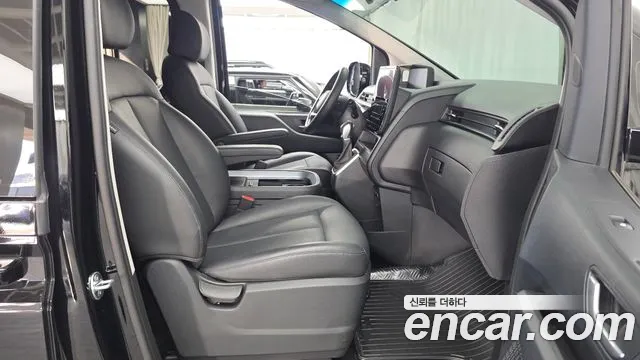 Hyundai Staria — Фото автомобиля 11