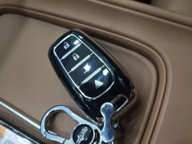 Dongfeng Aeolus L8 — Фото автомобиля 8