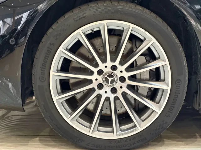 Mercedes-Benz S-Class — Фото автомобиля 23