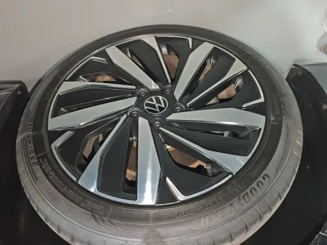 Volkswagen Passat 2022 330TSI Starlight Elite Edition — Фото автомобиля 22