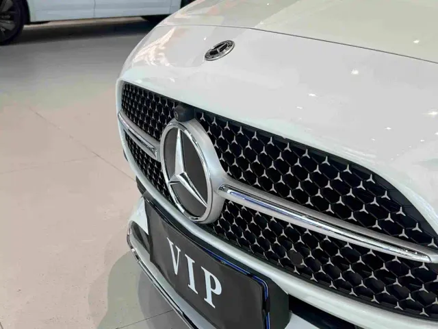 Mercedes-Benz C-Class — Фото автомобиля 15