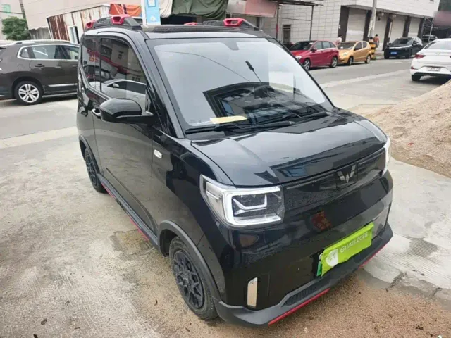 Wuling Hongguang Mini EV — Фото автомобиля 3