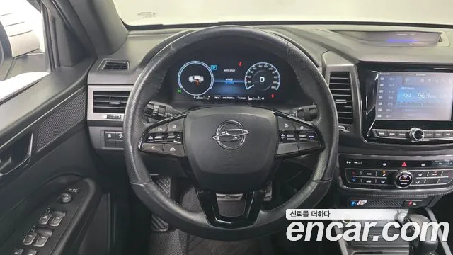 KG_Mobility_Ssangyong Rexton Новый Rexton Sport Khan Дизель 2.2 4WD — Фото автомобиля 11