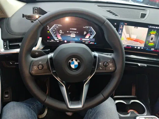 BMW X1 — Фото автомобиля 2