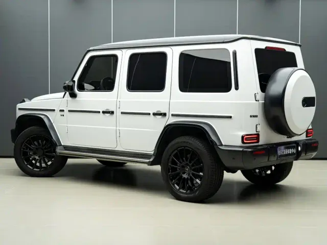 Mercedes-Benz G-Class — Фото автомобиля 5