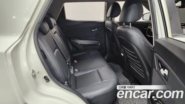 KG_Mobility_Ssangyong TIBOLI Very New Tivoli Бензин 1.5 2WD — Фото автомобиля 10