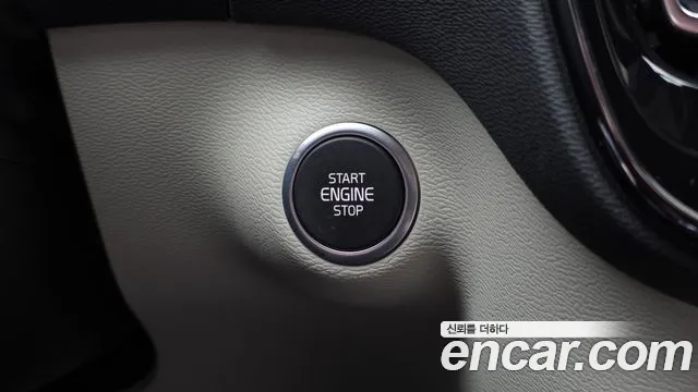 Volvo XC40 — Фото автомобиля 30