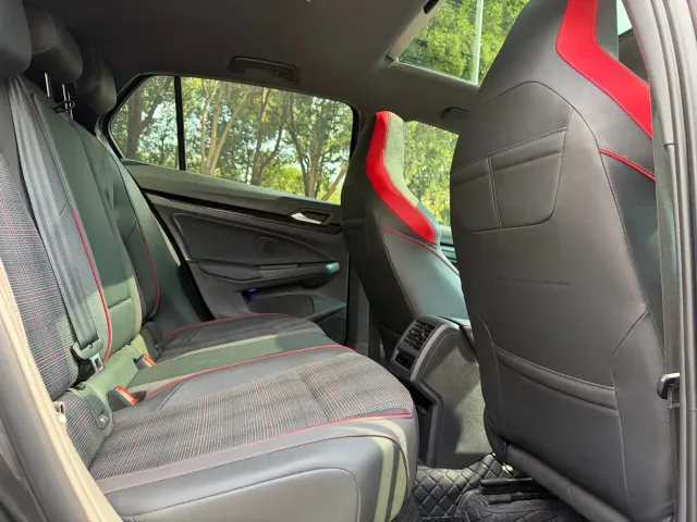 Volkswagen Golf GTI — Фото автомобиля 14