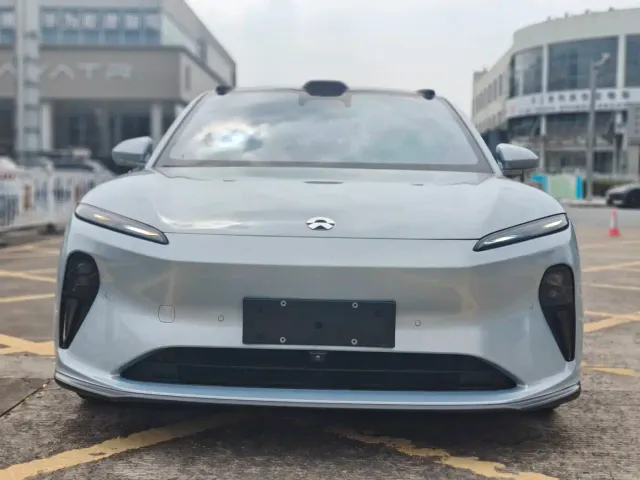 Nio ET5 Touring — Фото автомобиля 2