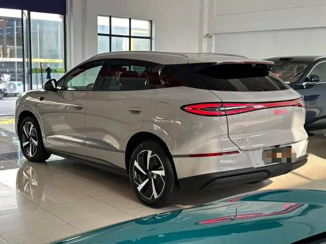 BYD Sealion 06 — Фото автомобиля 20