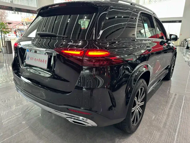 Mercedes-Benz GLE-Class — Фото автомобиля 12