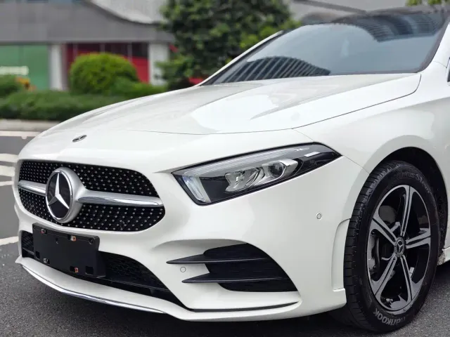 Mercedes-Benz A-Class — Фото автомобиля 22