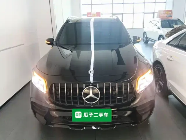 Mercedes-Benz GLB AMG — Фото автомобиля 2