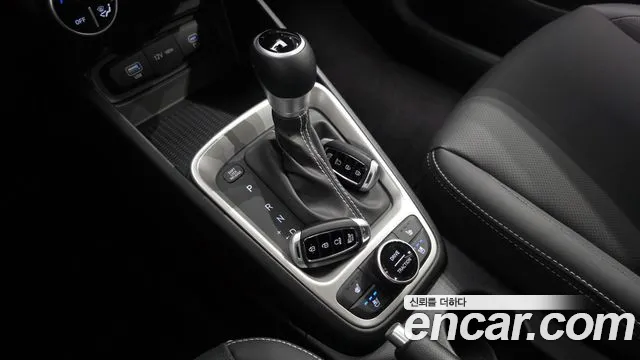 Hyundai Venue Venue 1.6 Premium — Фото автомобиля 9