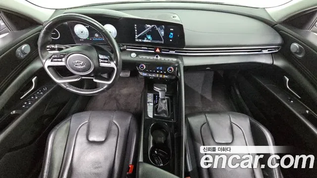 Hyundai Avante CN7 — Фото автомобиля 10