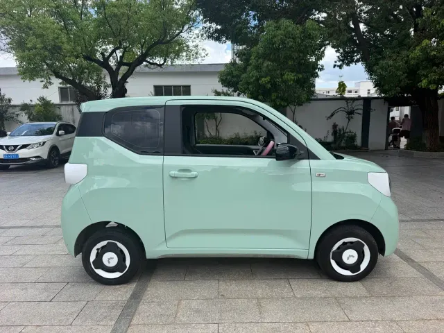 Wuling Hongguang Mini EV — Фото автомобиля 5