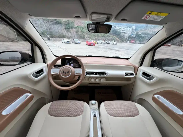 Wuling Hongguang Mini EV — Фото автомобиля 10