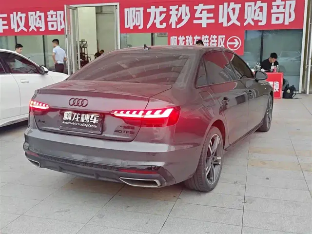 Audi A4L — Фото автомобиля 4