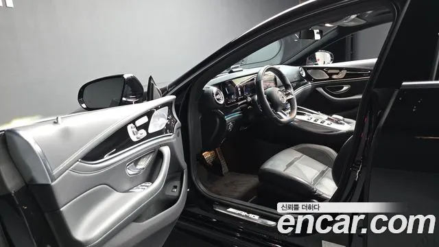 Mercedes-Benz AMG GT 4 двери 43 4MATIC+ — Фото автомобиля 10