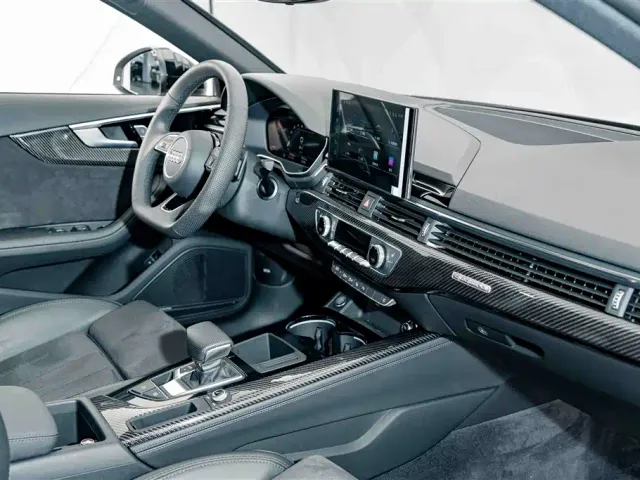 Audi A4L — Фото автомобиля 19