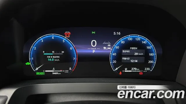 Toyota Alphard — Фото автомобиля 8