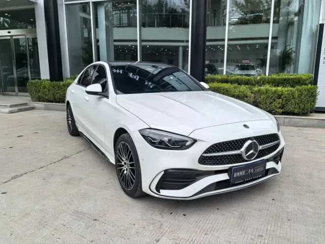 Mercedes-Benz C-Class — Фото автомобиля 2